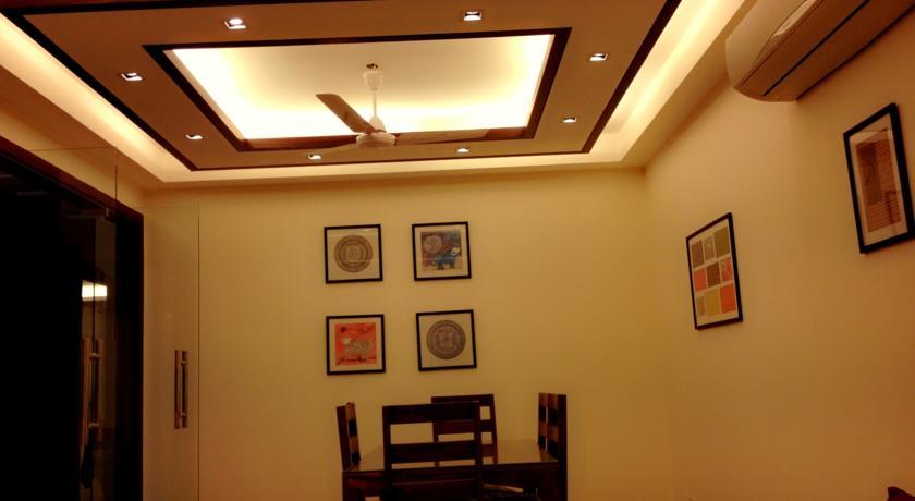 วู้ดเพ็คเกอร์ เซอร์วิซ อพาร์ตเมนต์ - กรีนพาร์ค Apartment นิวเดลี ห้อง รูปภาพ